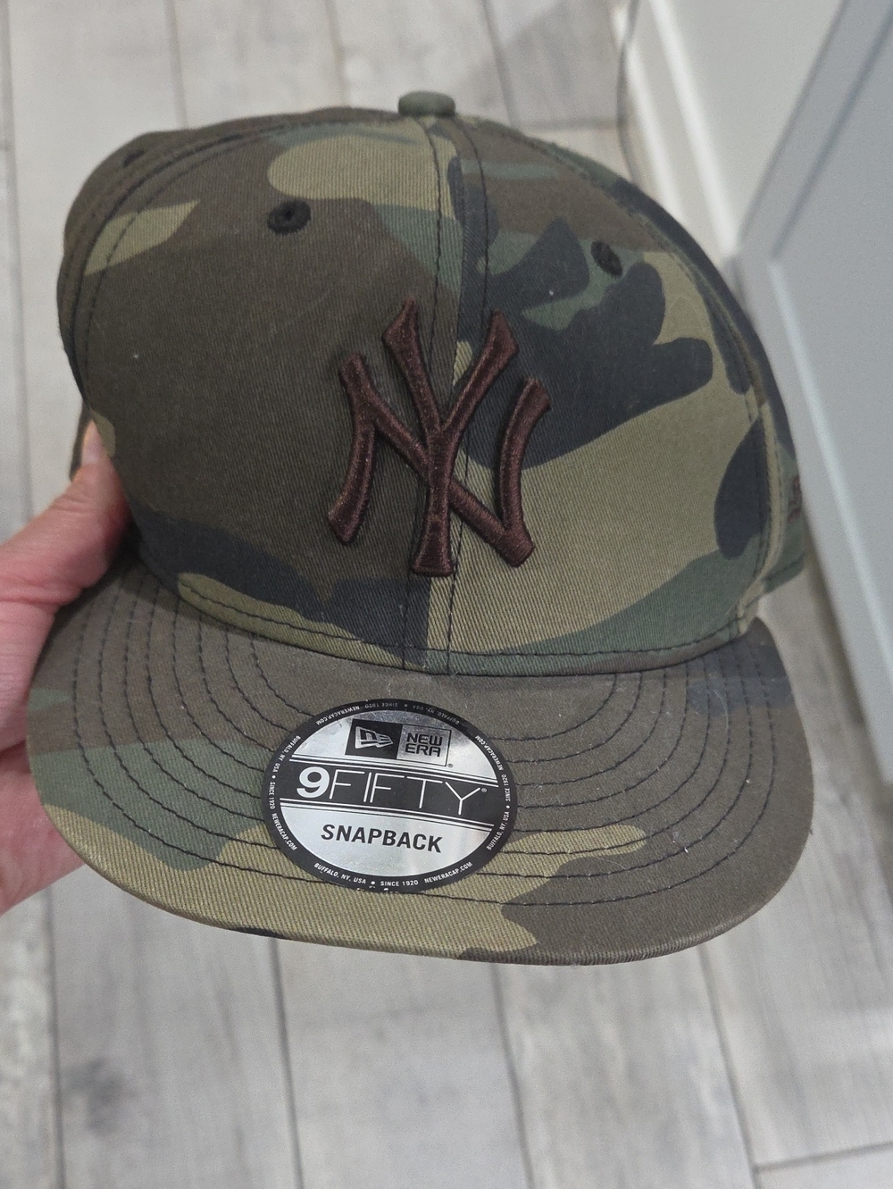 New Era Camouflage 9FIFTY Snapback -yankee Olive & Brown